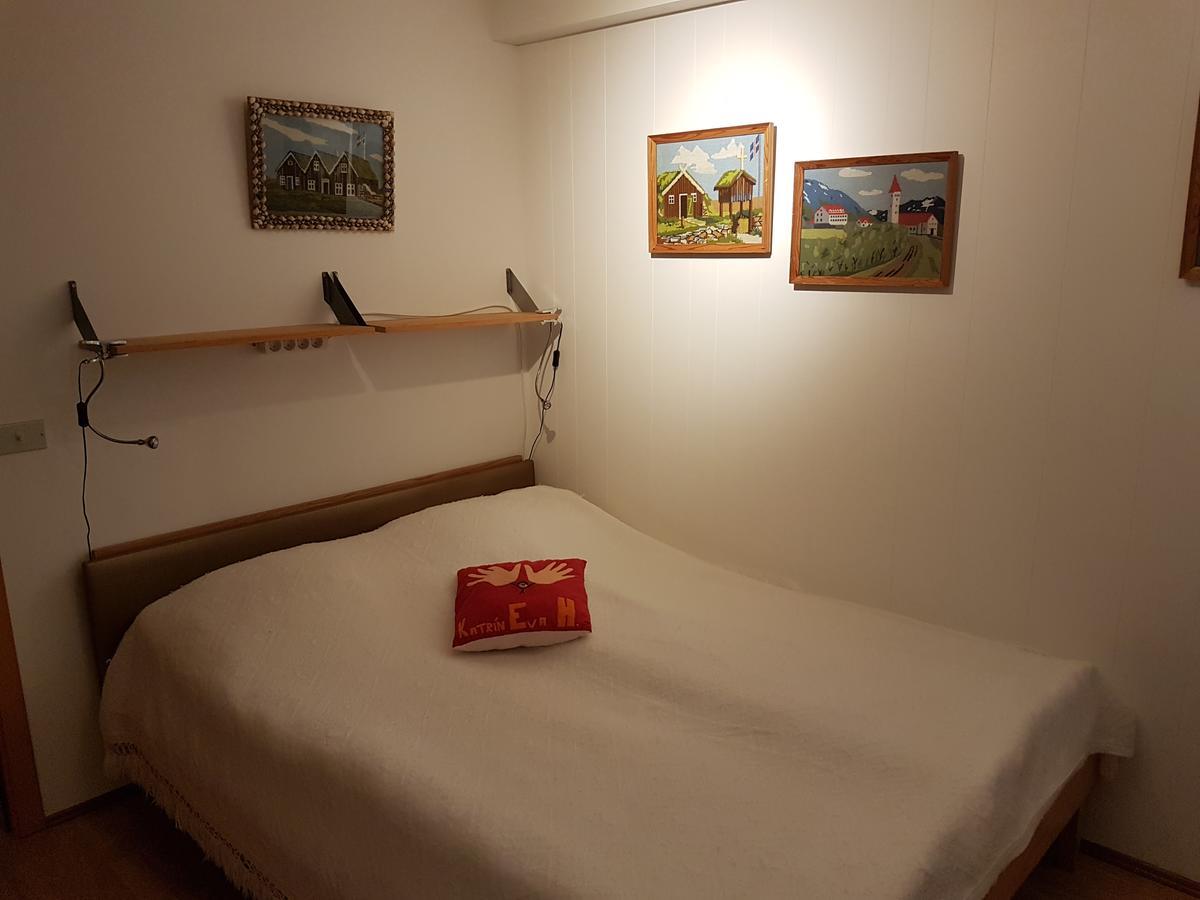 Holiday Guesthouse Стиккісгоульмюр Екстер'єр фото