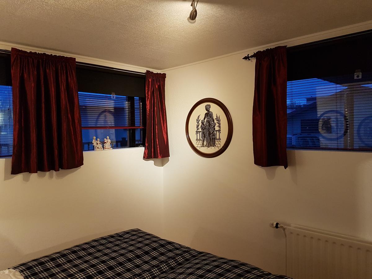 Holiday Guesthouse Стиккісгоульмюр Екстер'єр фото